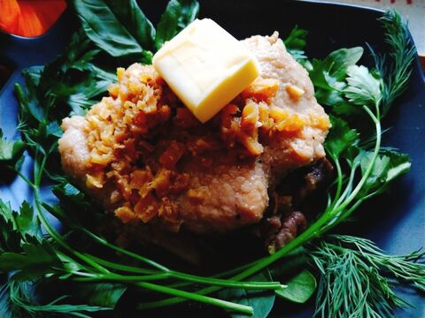 刻んだ生姜たっぷり 最後にバターを加えて香りとコクをプラス 豚肉のバター生姜焼き 暮らしニスタ