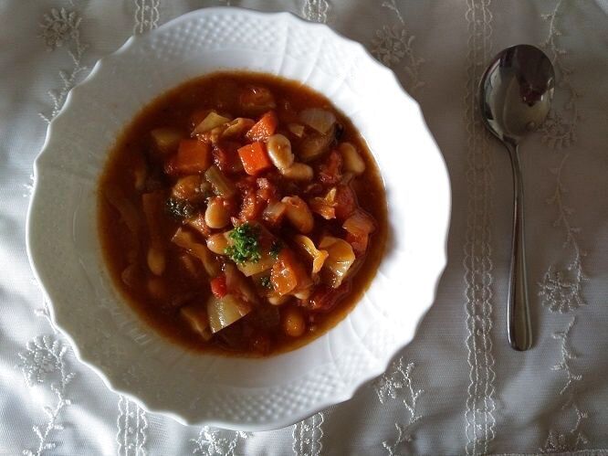 コンビーフ缶を使ったミネストローネ