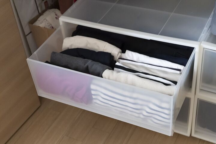 おすすめは無印良品の半透明ケースなど!ズボラでもラク~に片づく収納グッズ3つ