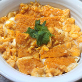 駄菓子のビッグカツが本物のかつ丼を超えた（揚げない）（３分で簡単、節約）