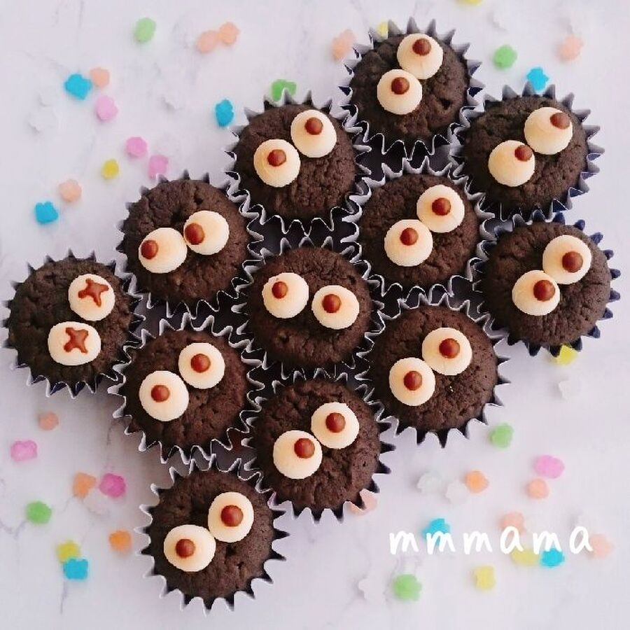 簡単 まっくろくろすけのカップケーキ 暮らしニスタ 簡単 まっくろくろすけのカップケーキ 暮らしニスタ