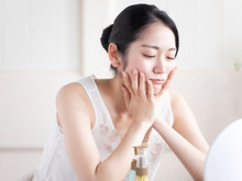 手遅れになる前に…「朝晩3分」のマッサージで老け見えする口元のたるみを改善！
