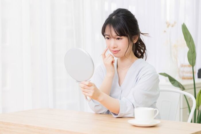 手遅れになる前に 朝晩3分 のマッサージで老け見えする口元のたるみを改善 暮らしニスタ 手遅れになる前に 朝晩3分 のマッサージで老け見えする口元のたるみを改善 暮らしニスタ