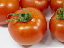 トマトは“まるごと冷凍”でおいしさ爆上がり！？絶品パスタが一瞬で完成！