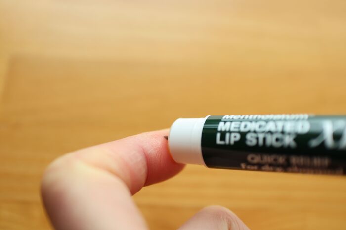 リップクリーム にこんな使い道が 唇に塗るだけじゃない意外な活用法 暮らしニスタ リップクリーム にこんな使い道が 唇に塗るだけじゃない意外な活用法 暮らしニスタ