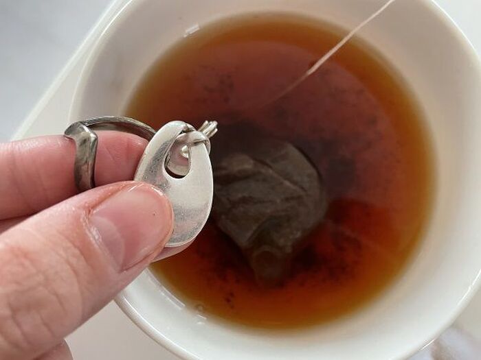 こんなに使えるって知ってた ティーバッグの再活用術3つ 暮らしニスタ こんなに使えるって知ってた ティーバッグの再活用術3つ 暮らしニスタ