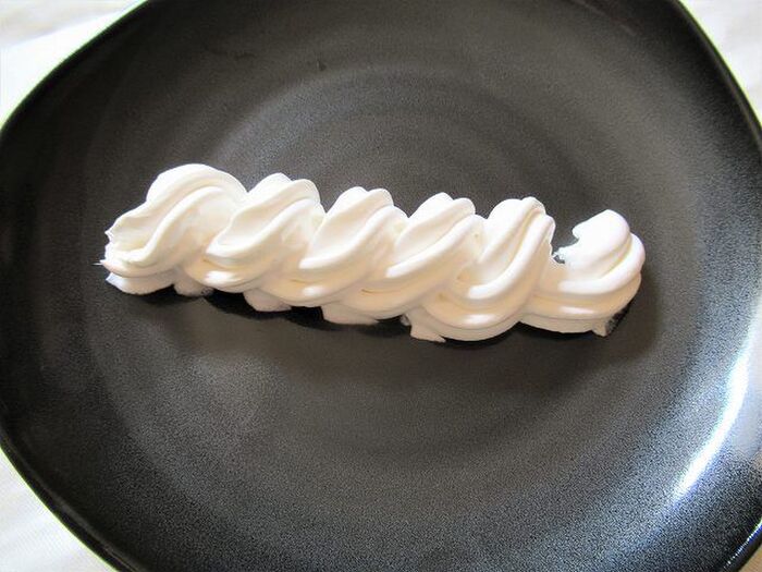 ドーンと1000ml 業務スーパーの冷凍ホイップは使い切れる 使い方や日持ちを解説 暮らしニスタ ドーンと1000ml 業務スーパーの冷凍ホイップは使い切れる 使い方や日持ちを解説 暮らしニスタ