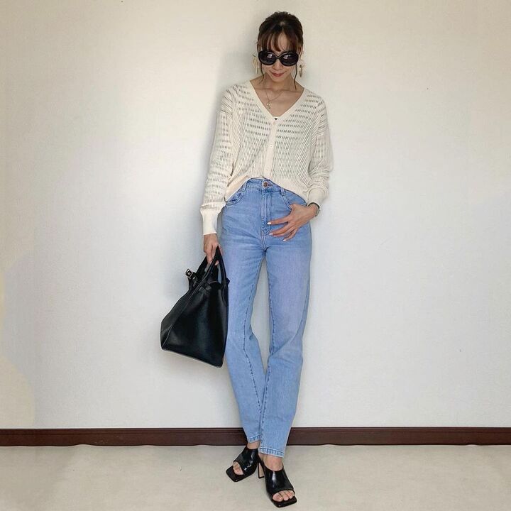 【ユニクロ】透け感がおしゃれなシアーカーデ!いつものデニムコーデも格上げ!