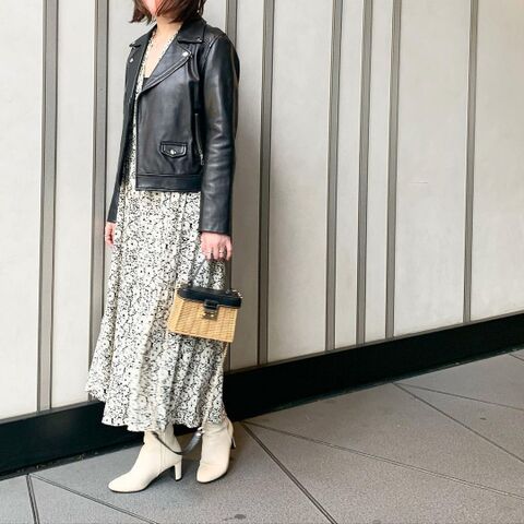 Zara モノトーンなリラクシーワンピースで大人映えスタイルの完成 暮らしニスタ Zara モノトーンなリラクシーワンピースで大人映えスタイルの完成 暮らしニスタ