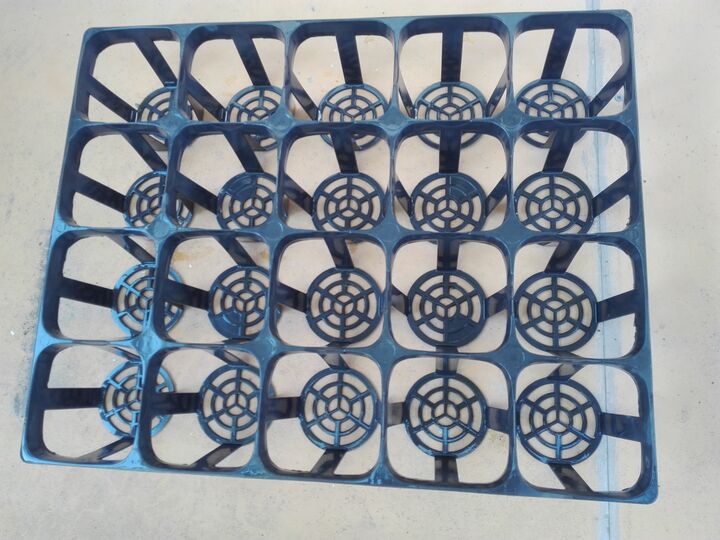 なにコレ、便利!「育苗トレー」は目ウロコな収納に使えるヤツだった★