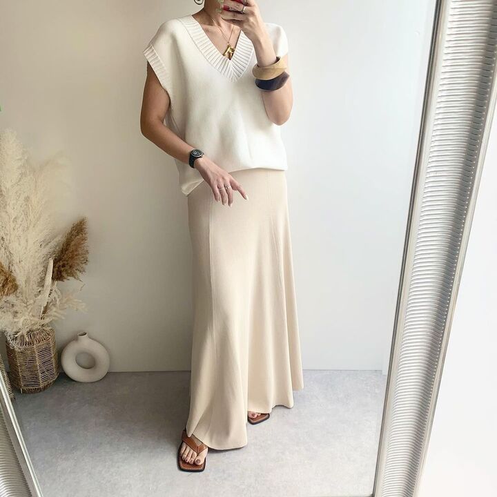 【ZARA】マーメイドラインが絶妙のシルエットなニットロングスカートで細見え