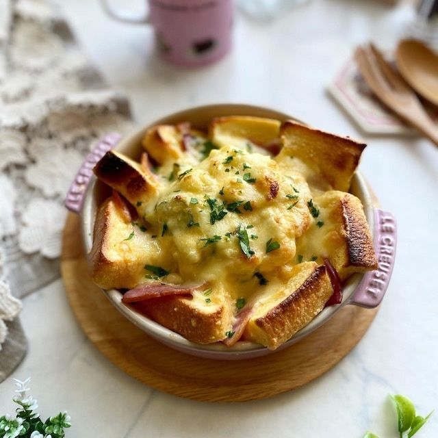 食パンとポテサラで作るおしゃれで簡単パンキッシュ