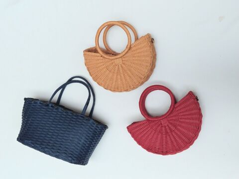 100均ファーマフラーでバッグをお着替え 暮らしニスタ 100均ファーマフラーでバッグをお着替え 暮らしニスタ