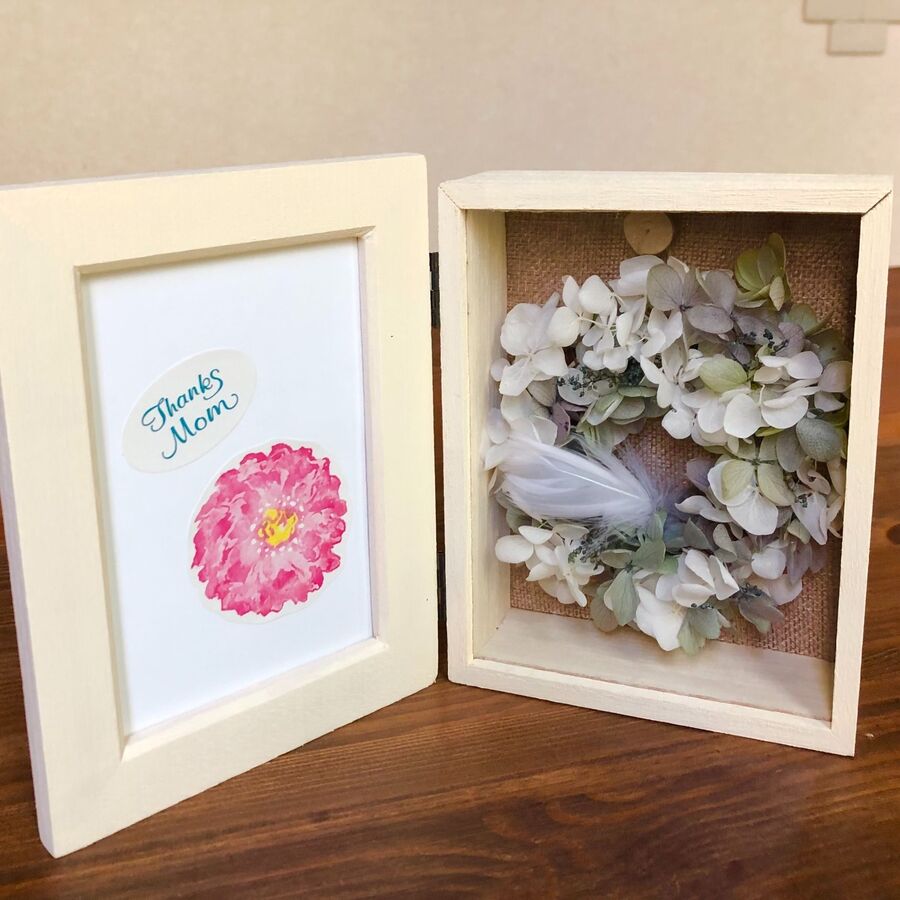 母の日にもまだ間に合う 100均で簡単 アジサイリースのフォトフレーム 暮らしニスタ 母の日にもまだ間に合う 100均で簡単 アジサイリースのフォトフレーム 暮らしニスタ