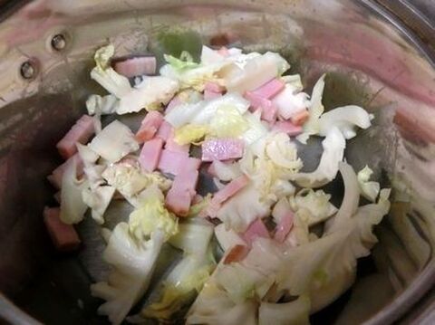 コンソメも鶏ガラも不要 春キャベツとベーコンの甘 いくたくた煮 暮らしニスタ コンソメも鶏ガラも不要 春キャベツとベーコンの甘 いくたくた煮 暮らしニスタ