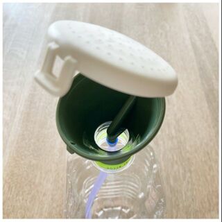 かぱっ と開いて水入れ楽々なペットボトルじょうろ 暮らしニスタ かぱっ と開いて水入れ楽々なペットボトルじょうろ 暮らしニスタ