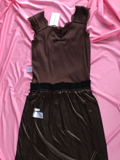 お気に入りのスカートを夏物のワンピースにリメイク O 暮らしニスタ お気に入りのスカートを夏物のワンピースにリメイク O 暮らしニスタ