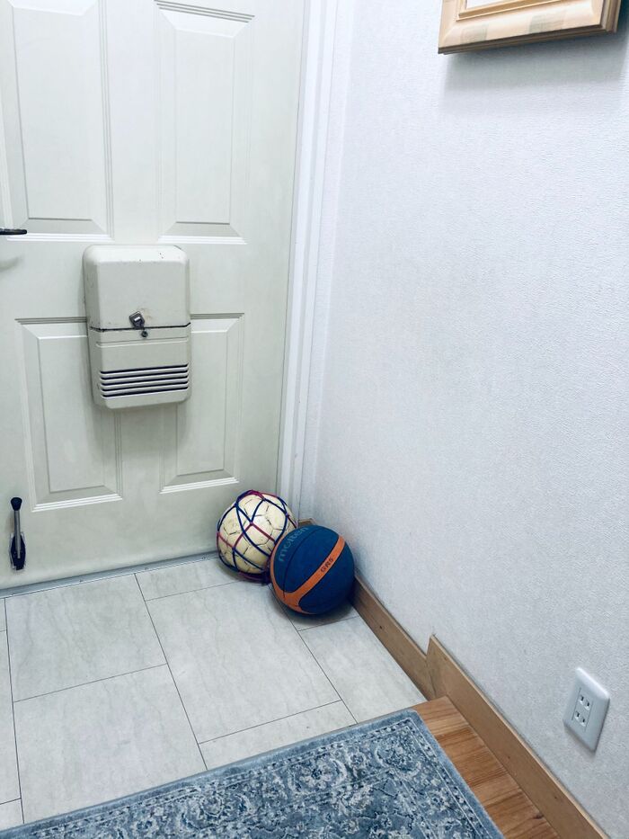 玄関に置くボール収納を考える