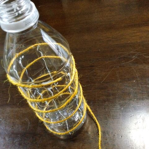 ペットボトルの蓋に穴を開けるだけのジョウロ 暮らしニスタ ペットボトルの蓋に穴を開けるだけのジョウロ 暮らしニスタ