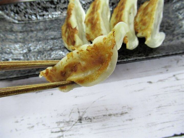 【セブンイレブン】冷凍食品売上堂々の1位!史上最強のラクさで美味しい餃子が完成♡