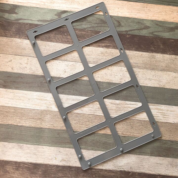 【キャンドゥ限定】この板なーんだ?正体は梅雨に大活躍の超便利アイテム!?