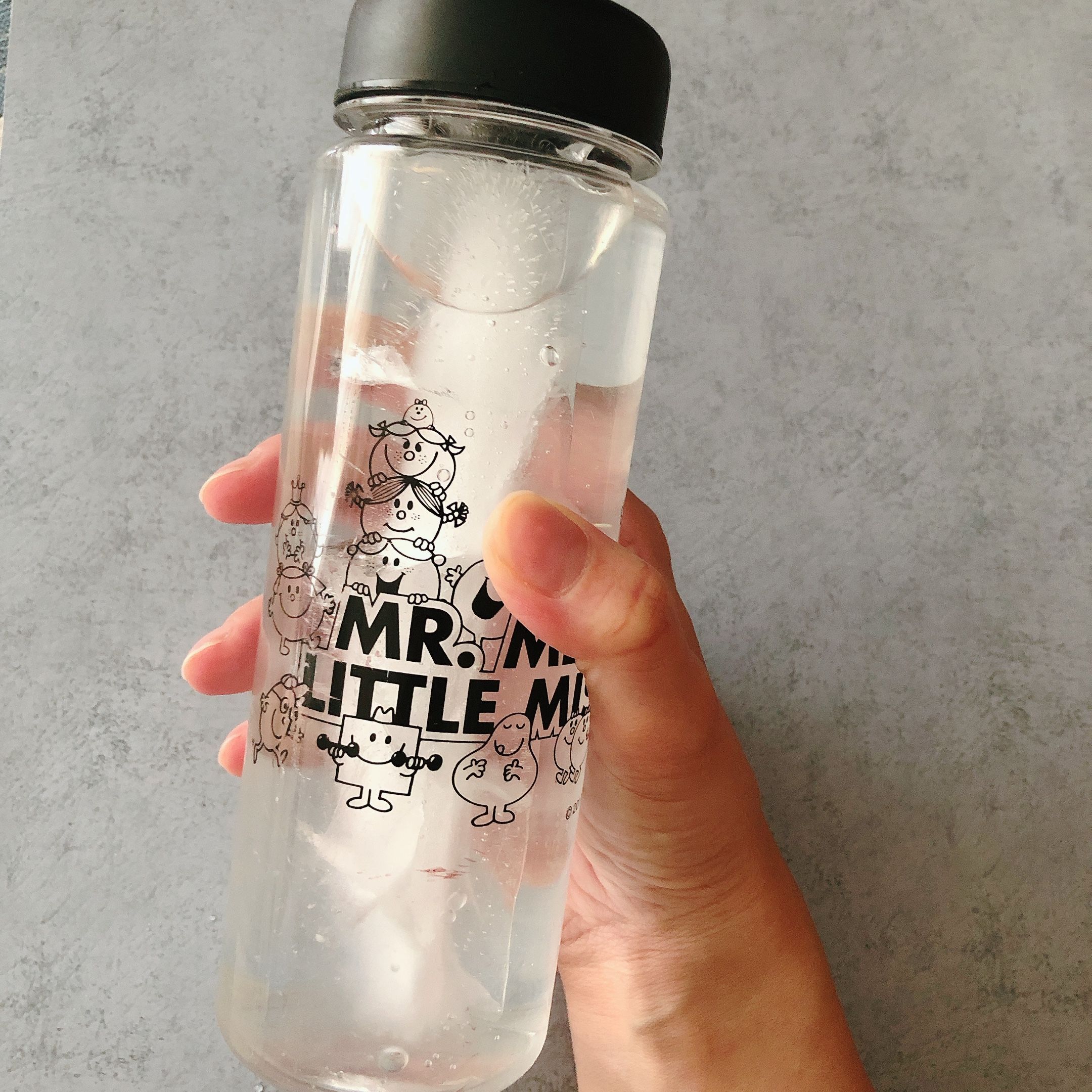 ダイソー 細長 い袋に何入れる 暑がりさん必見の便利グッズです 暮らしニスタ