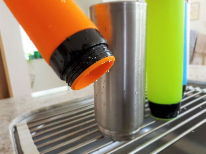 水筒の乾かし方はどれがいい!? 100均アイテムなどで乾く速さを検証してみた