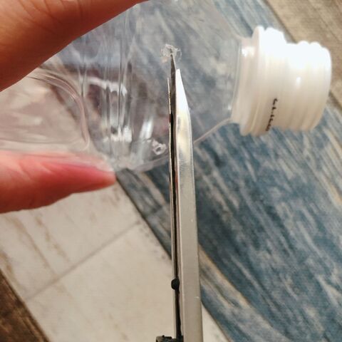 子供のお小遣い管理にこれ ペットボトルで蓋が開かない貯金箱 暮らしニスタ