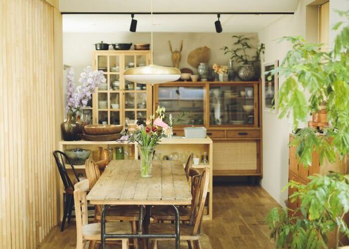 プロが自宅を公開 花 や 観葉植物 を暮らしに上手に取り入れるコツ4つ 暮らしニスタ プロが自宅を公開 花 や 観葉植物 を暮らしに上手に取り入れるコツ4つ 暮らしニスタ