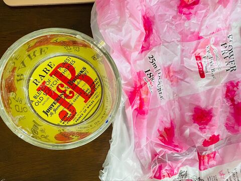 愛着のあるアイスペールを花瓶にアレンジ O 暮らしニスタ 愛着のあるアイスペールを花瓶にアレンジ O 暮らしニスタ