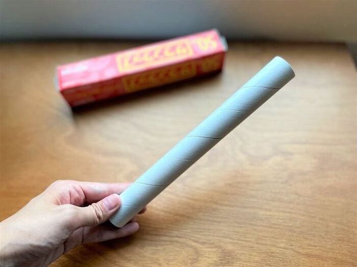 ラップの芯 捨てるなんてもったいない 収納からプチストレス解消まで再活用術3選 暮らしニスタ ラップの芯 捨てるなんてもったいない 収納からプチストレス解消まで再活用術3選 暮らしニスタ