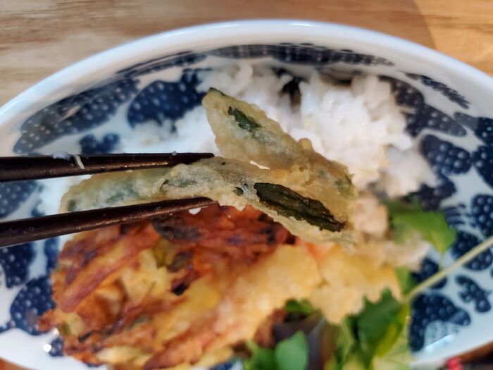 冷めた揚げ物がサックサクに 揚げたての食感を復活させるワザ 暮らしニスタ 冷めた揚げ物がサックサクに 揚げたての食感を復活させるワザ 暮らしニスタ