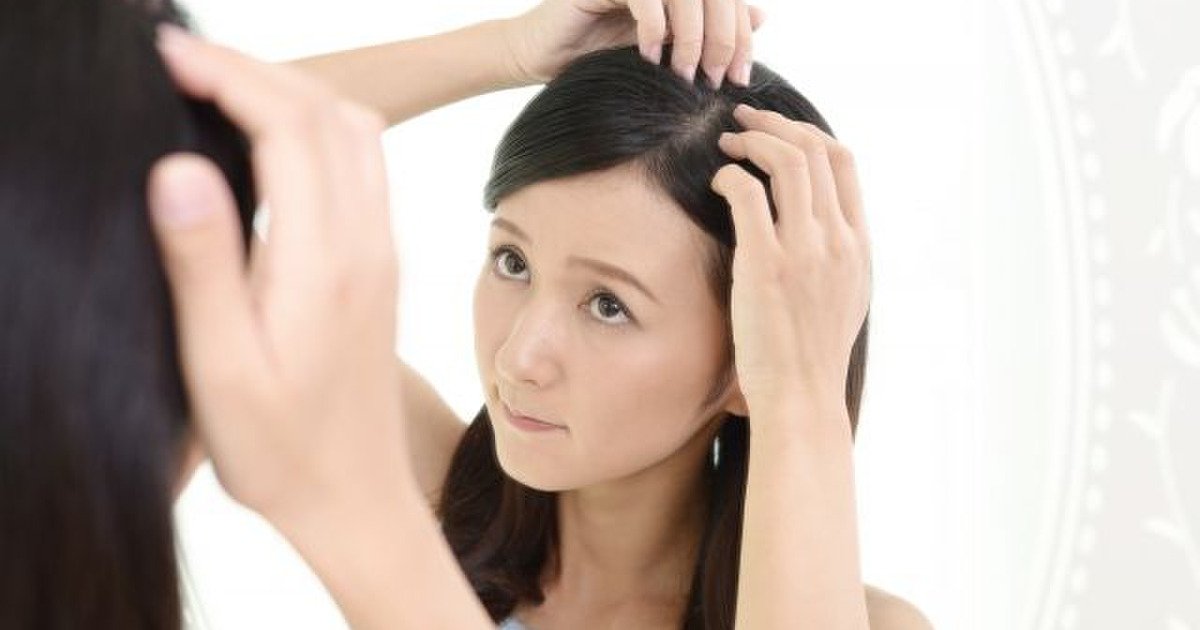 今からできる 薄毛 抜け毛をストップ 女性の薄毛の悩みに薬剤師がお答え 暮らしニスタ