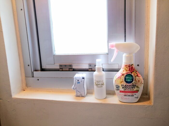 思った以上に汚れてる トイレで見逃しがちな あの場所 のカンタンお掃除術 暮らしニスタ 思った以上に汚れてる トイレで見逃しがちな あの場所 のカンタンお掃除術 暮らしニスタ