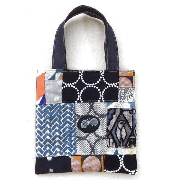 ミナペルホネン ハンドメイドミニbag 硬い 