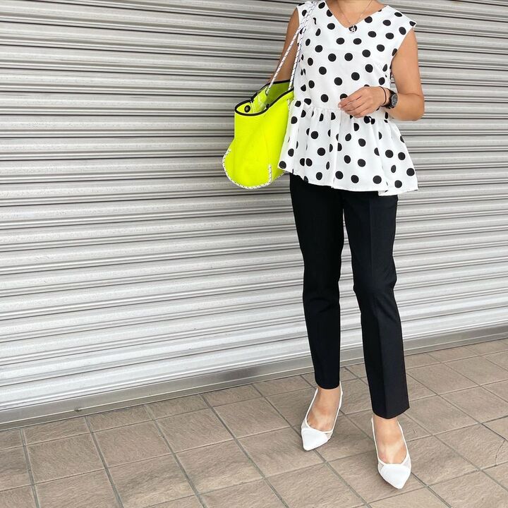 【ユニクロ】2,990円のユニクロ神パンツはオールシーズン使える!