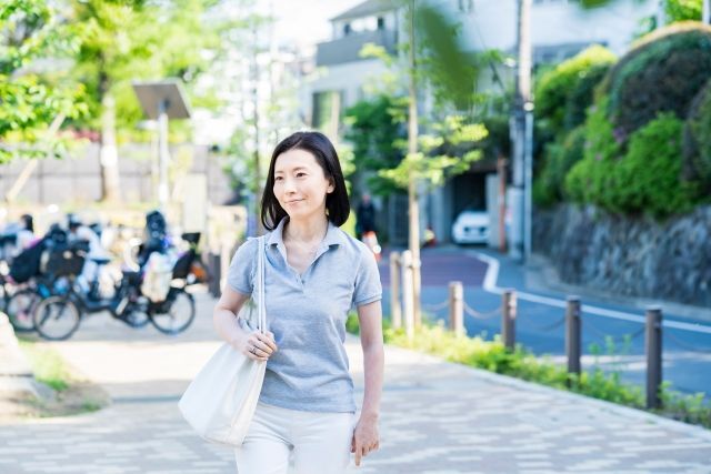 心臓バクバクが止まる 更年期の 動悸 セルフケア方法とは 薬剤師が解説 暮らしニスタ