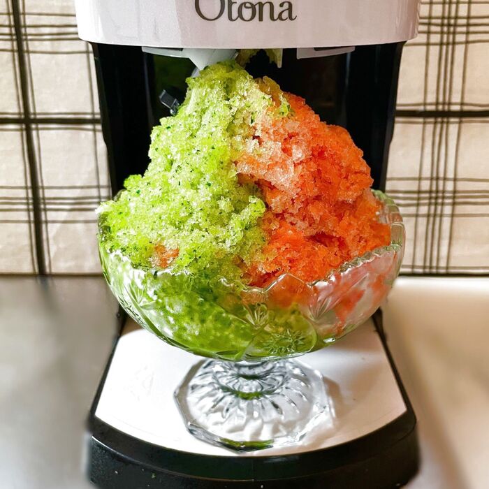 野菜氷をセットして数秒で出来上がり！電動かき氷がお料理に活躍♡