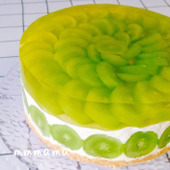 ３層☆シャインマスカットのレアチーズケーキ