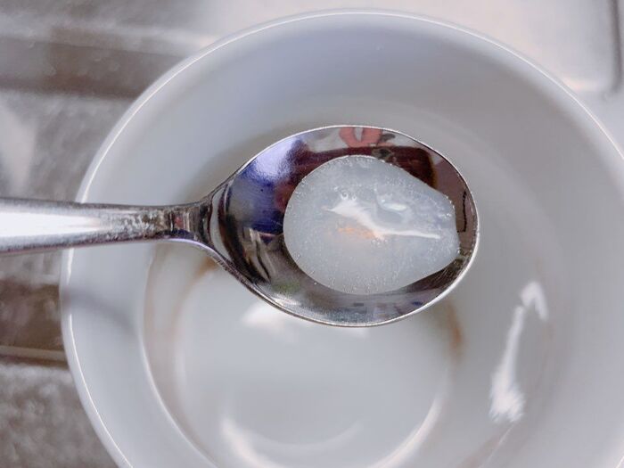 カップのコーヒー汚れを瞬殺 手早くラク に落とすベストな方法とは 暮らしニスタ カップのコーヒー汚れを瞬殺 手早くラク に落とすベストな方法とは 暮らしニスタ