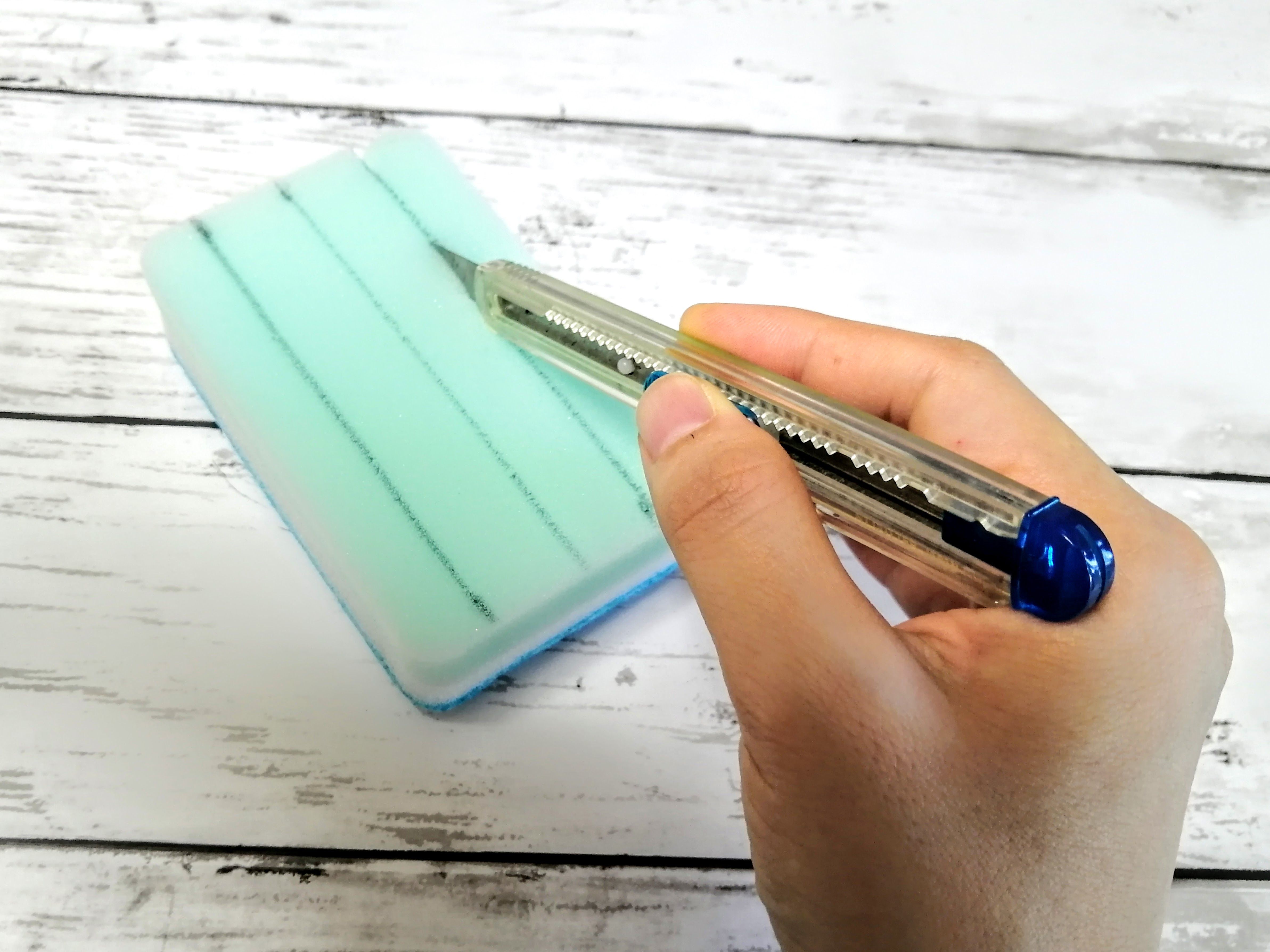 一発でキレイに 100均スポンジが意外なところの掃除に大活躍 暮らしニスタ