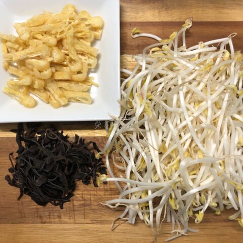 主婦の味方で免疫力アップ パパッと炒めて もやしとキクラゲの炒め生酢 簡単 暮らしニスタ