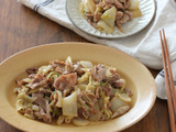 白菜をたっぷり食べられる！ご飯がすすむ豚バラ肉と白菜のうま煮