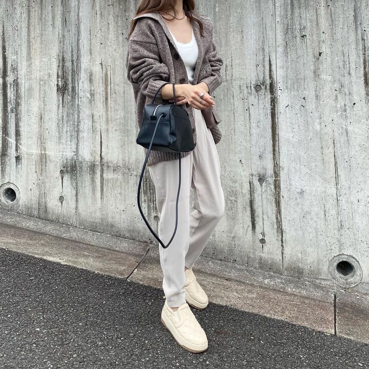 【ユニクロ】メンズのゆったり神カーデ♪お出かけにもご近所にも幅広くフィット