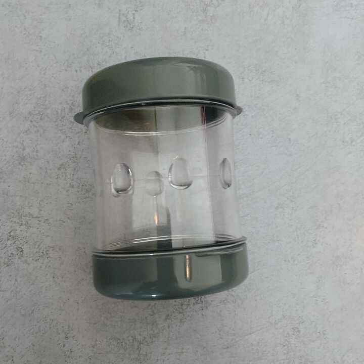 【ダイソー】これ何入れる？シンプルな透明容器の正体に注目！