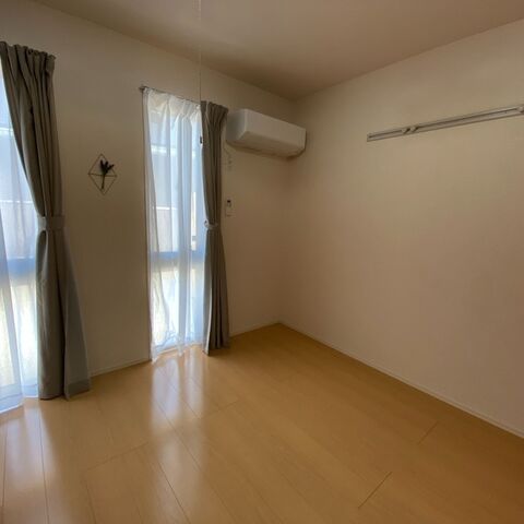 押入れのない部屋で布団を収納する方法 暮らしニスタ 押入れのない部屋で布団を収納する方法 暮らしニスタ