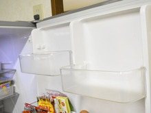 【冷蔵庫収納】使いにくい「ドアポケットの上段」、わが家ではこう活用しています♪