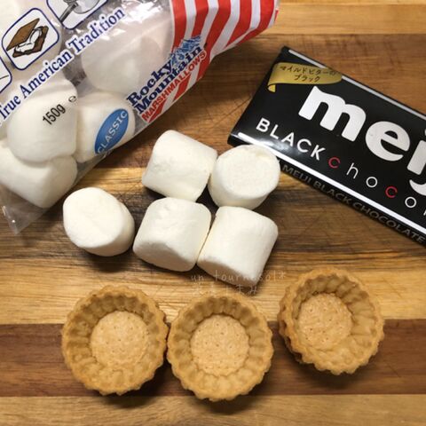 子供と一緒に簡単ハロウィン のせて焼くだけ 焼きマシュマロチョコおばけ 暮らしニスタ 子供と一緒に簡単ハロウィン のせて焼くだけ 焼きマシュマロチョコおばけ 暮らしニスタ