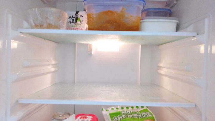 最強便利な100均グッズで!冷蔵庫のデッドスペースを使いやすくするコツ