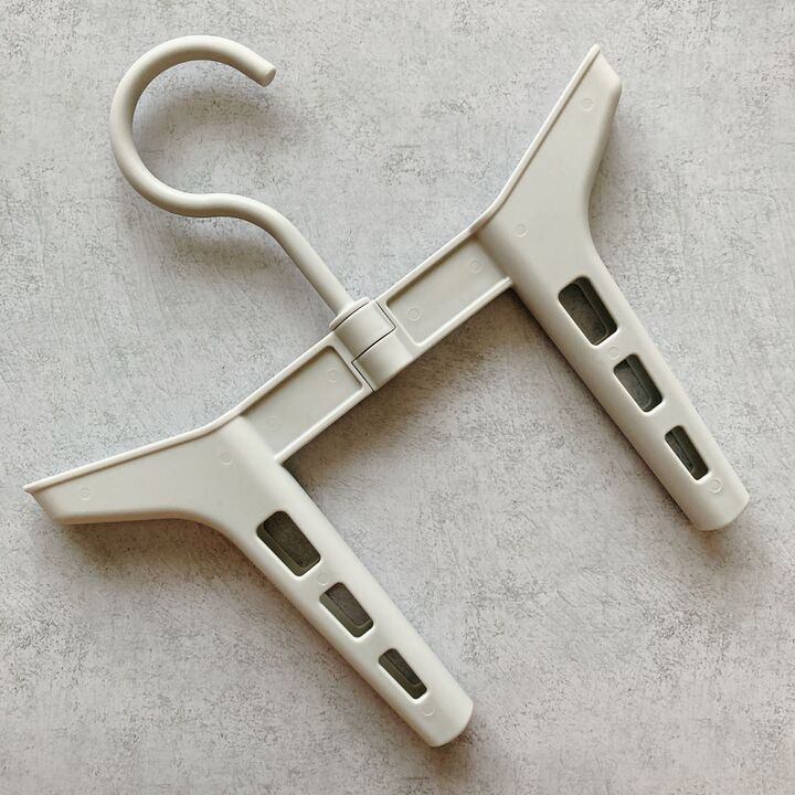 【ダイソー】変なハンガーが役立ちすぎて感動!特許も取ったすごい実力を見よ!